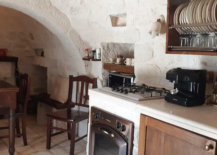 Dimora Mastromarco מלון דירות נוצ'י